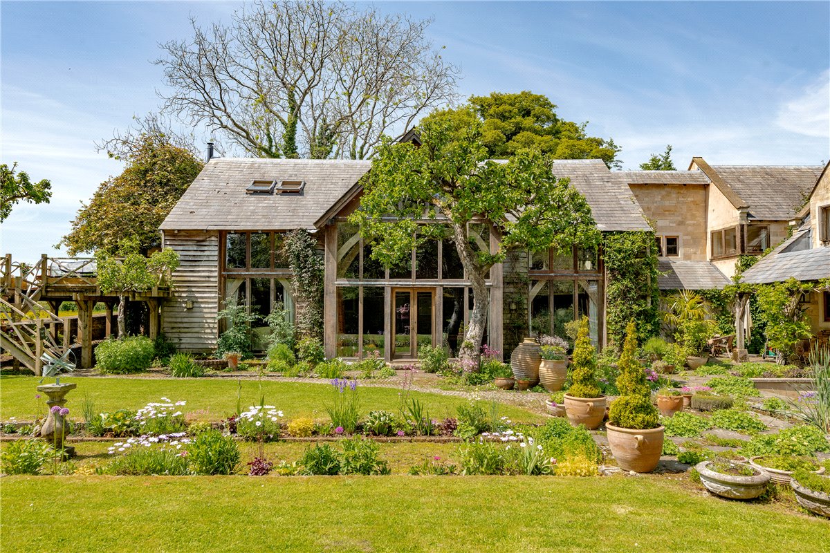5 bedroom house, Church Road, Biddestone SN14 - Available