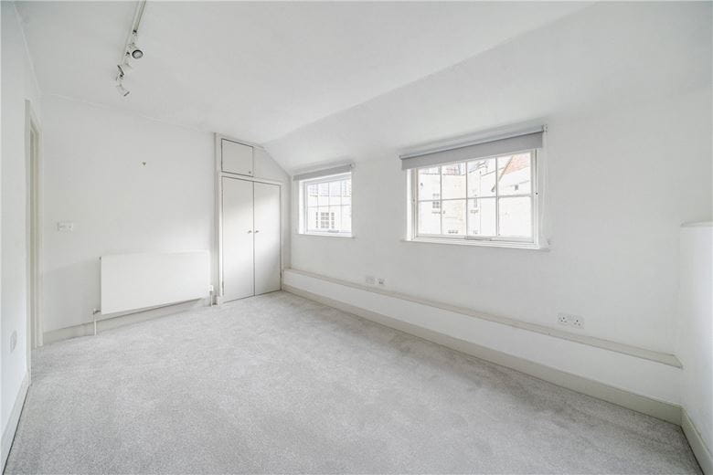 2 bedroom maisonette, Monmouth Street, Bath BA1 - Available