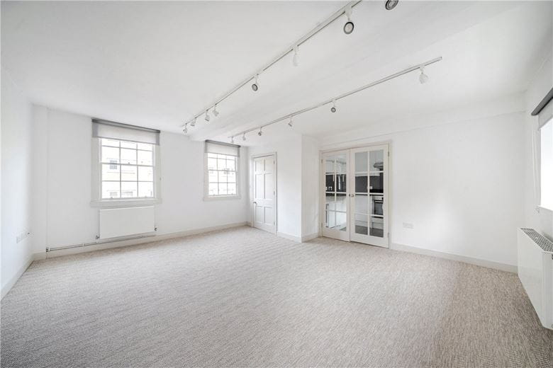 2 bedroom maisonette, Monmouth Street, Bath BA1 - Available