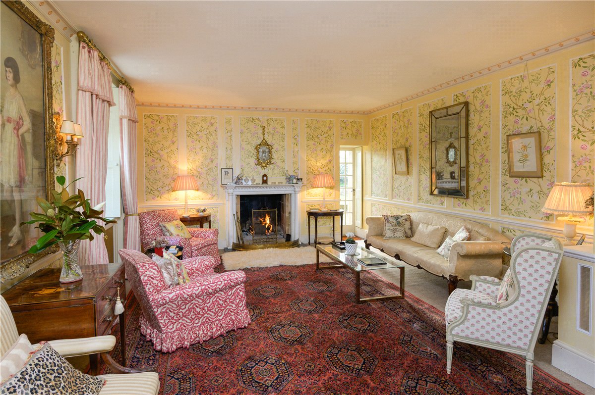 5 bedroom house, West Yatton, Yatton Keynell SN14 - Available