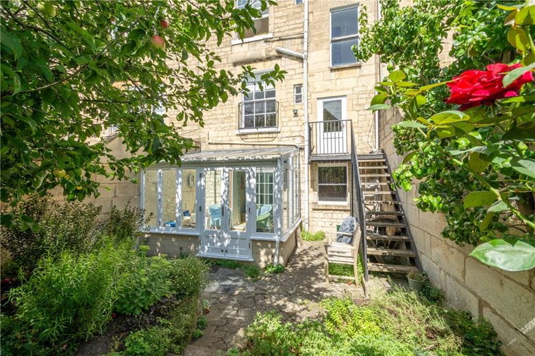 2 bedroom maisonette, New King Street, Bath BA1 - Available