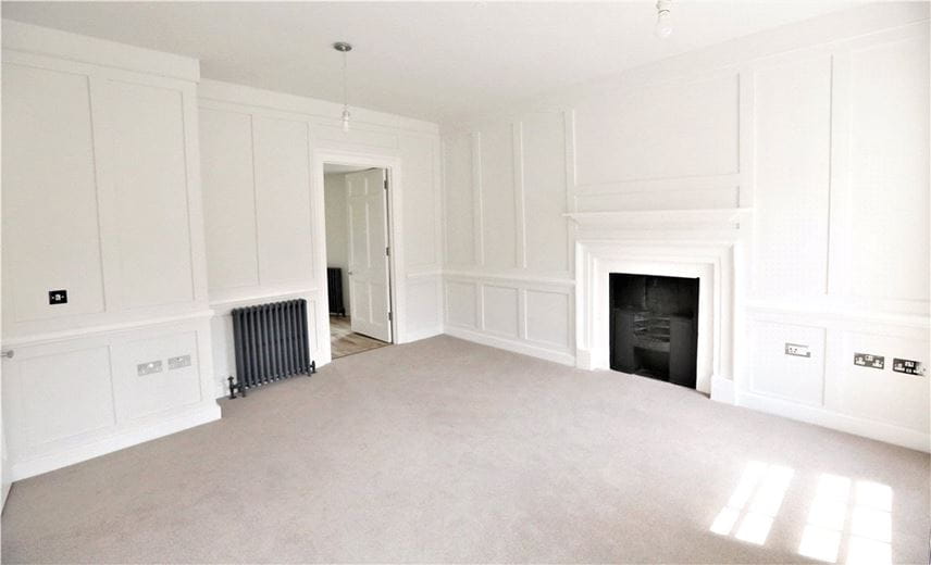 1 bedroom flat, Chandos House, 27-28 Westgate Buildings BA1 - Available