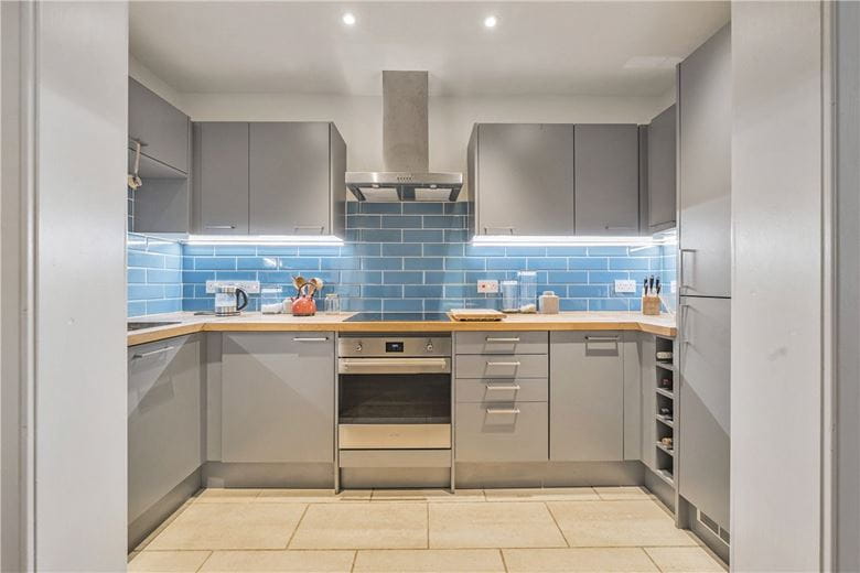 1 bedroom flat, Park Street, Bath BA1 - Available