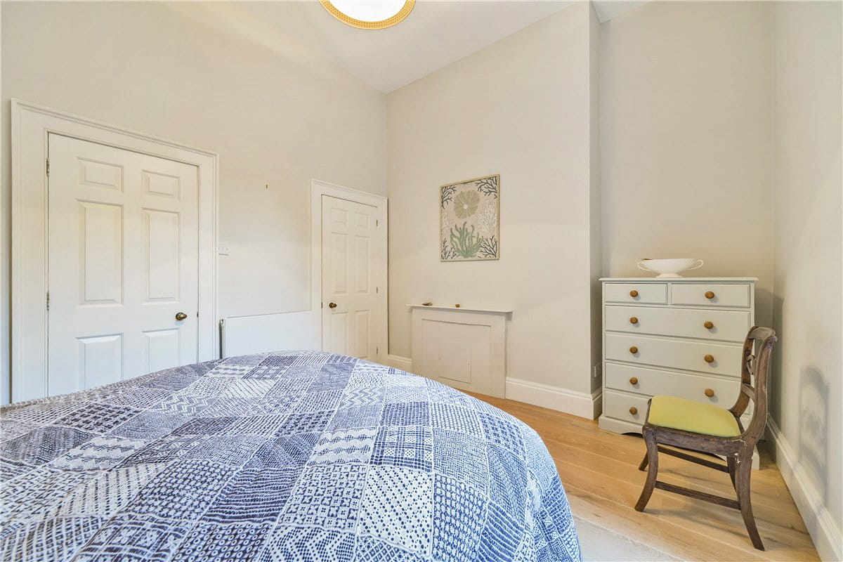 1 bedroom flat, Park Street, Bath BA1 - Sold