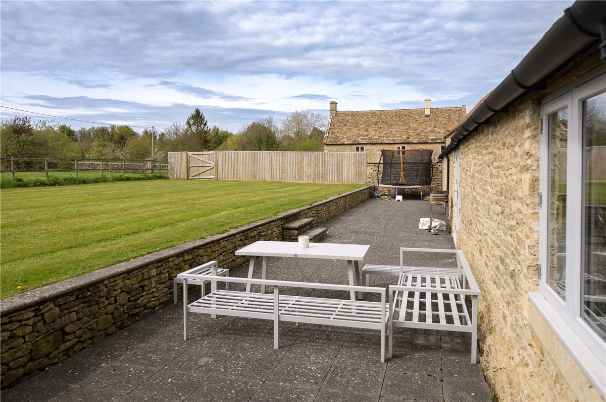 4 bedroom house, Farleigh Hungerford, Bath BA2 - Available