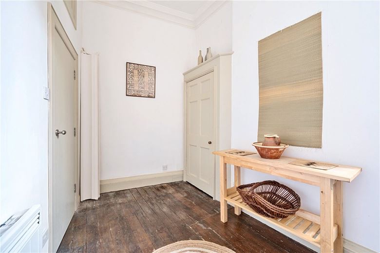 1 bedroom flat, Abbey House, Abbey Green BA1 - Sold