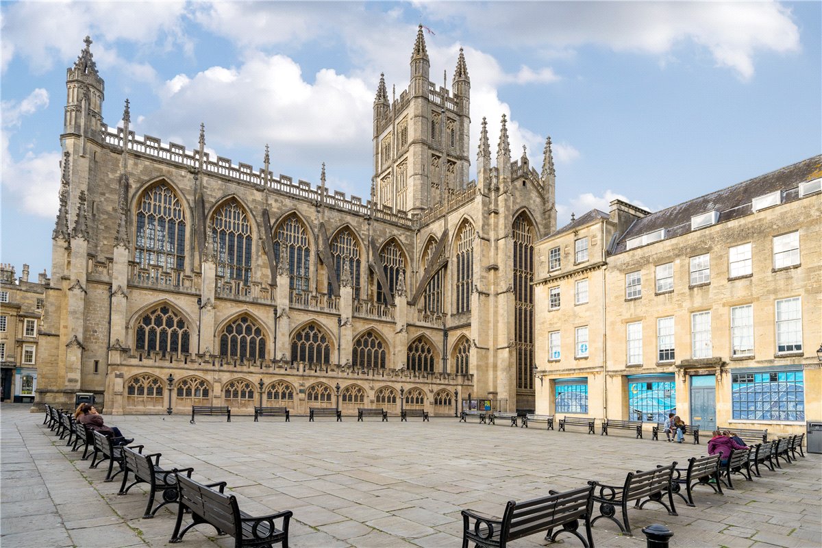 1 bedroom flat, Abbey House, Abbey Green BA1 - Sold