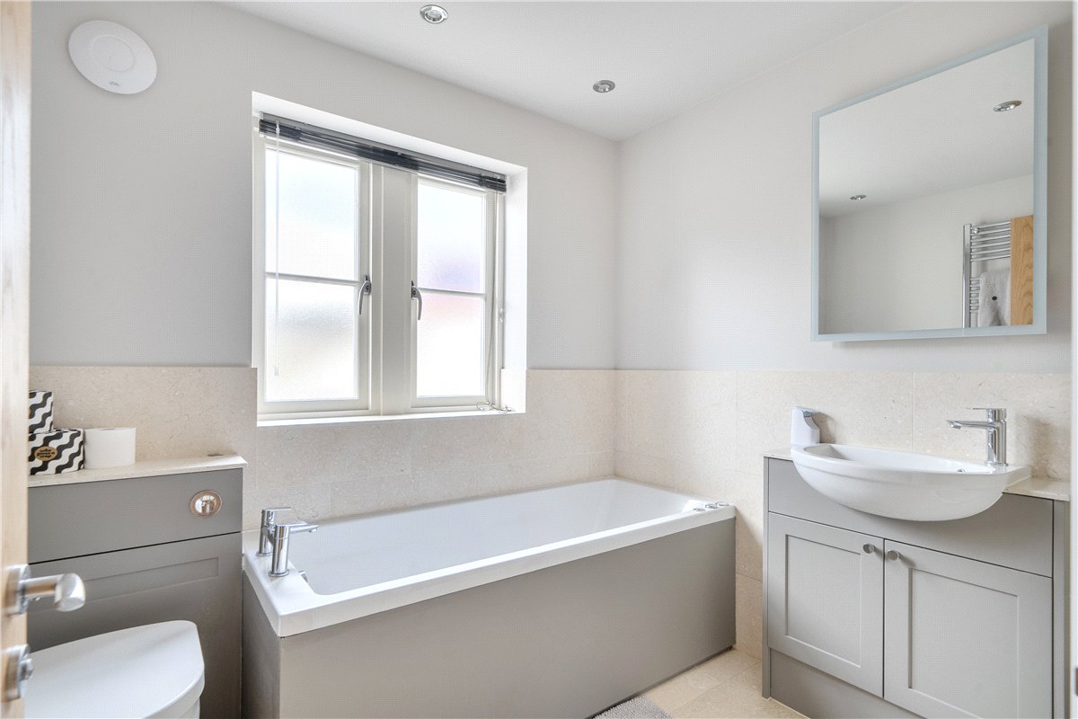 5 bedroom house, Hawkers Yard, Batheaston BA1 - Available