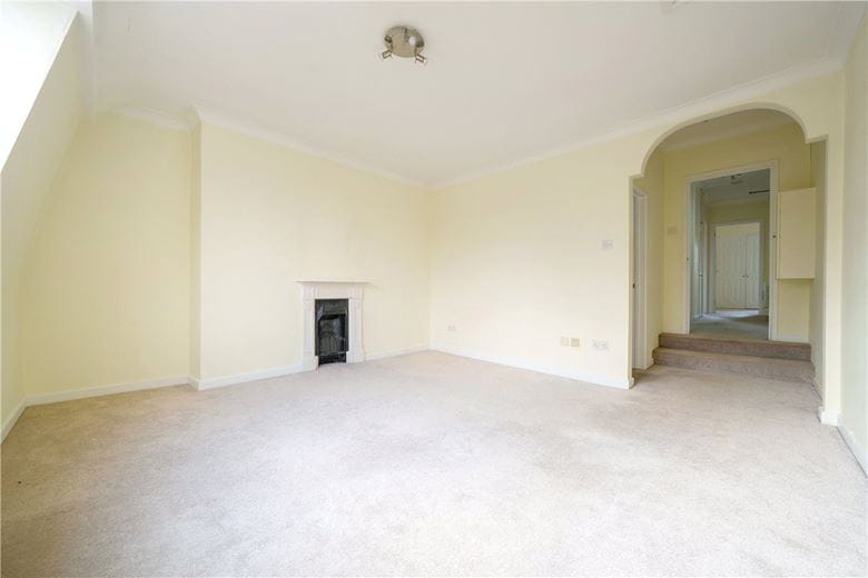 2 bedroom flat, Henrietta Street, Bath BA2 - Available