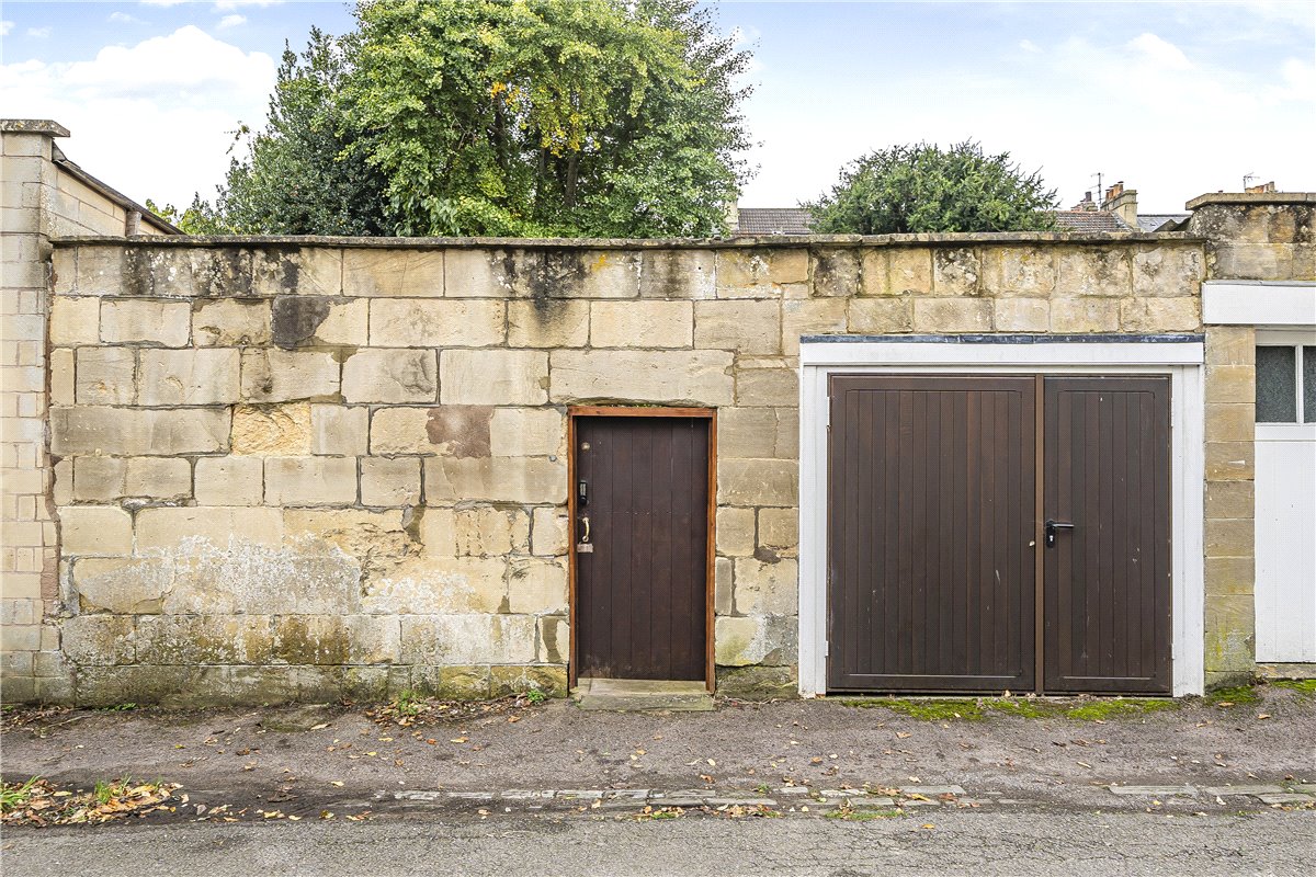 5 bedroom house, Beaufort East, Bath BA1 - Sold