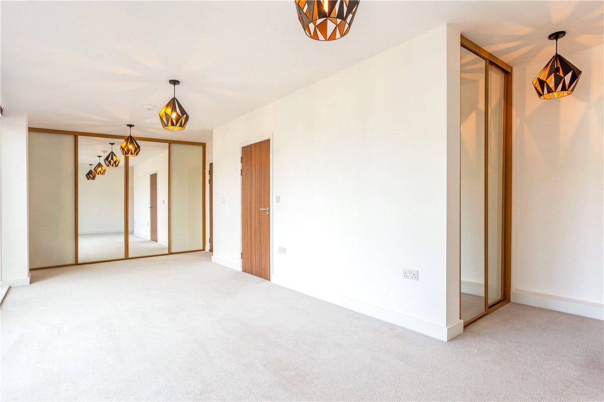 2 bedroom maisonette, Percy Terrace, Bath BA2 - Sold