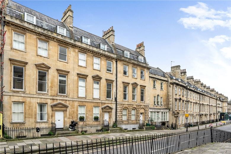 2 bedroom flat, Paragon, Bath BA1 - Available