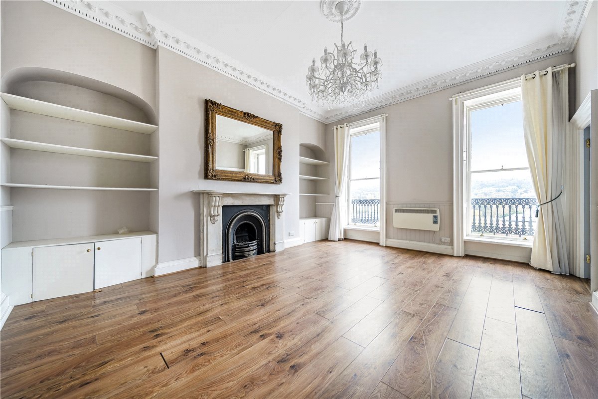 2 bedroom flat, Paragon, Bath BA1 - Sold