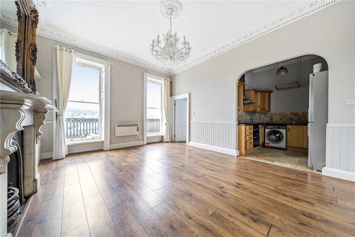 2 bedroom flat, Paragon, Bath BA1 - Sold