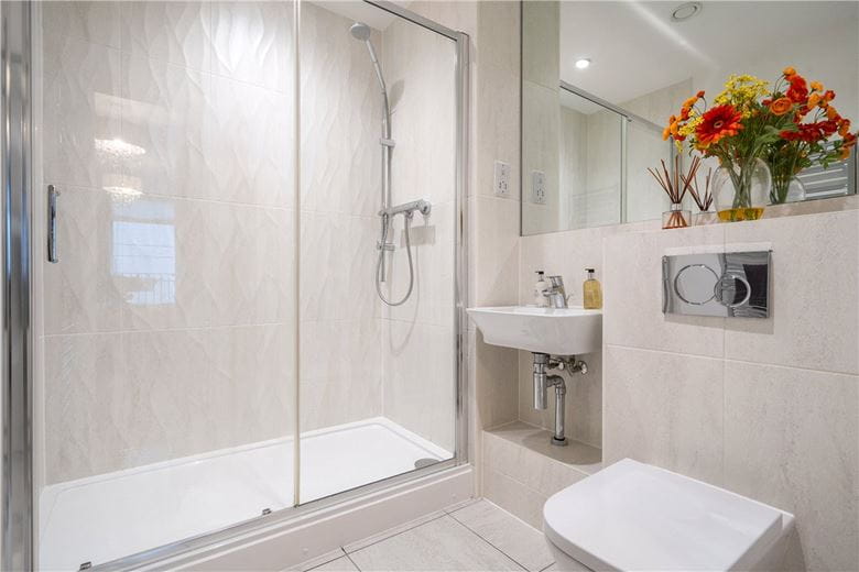 2 bedroom flat, Percy Terrace, Bath BA2 - Available