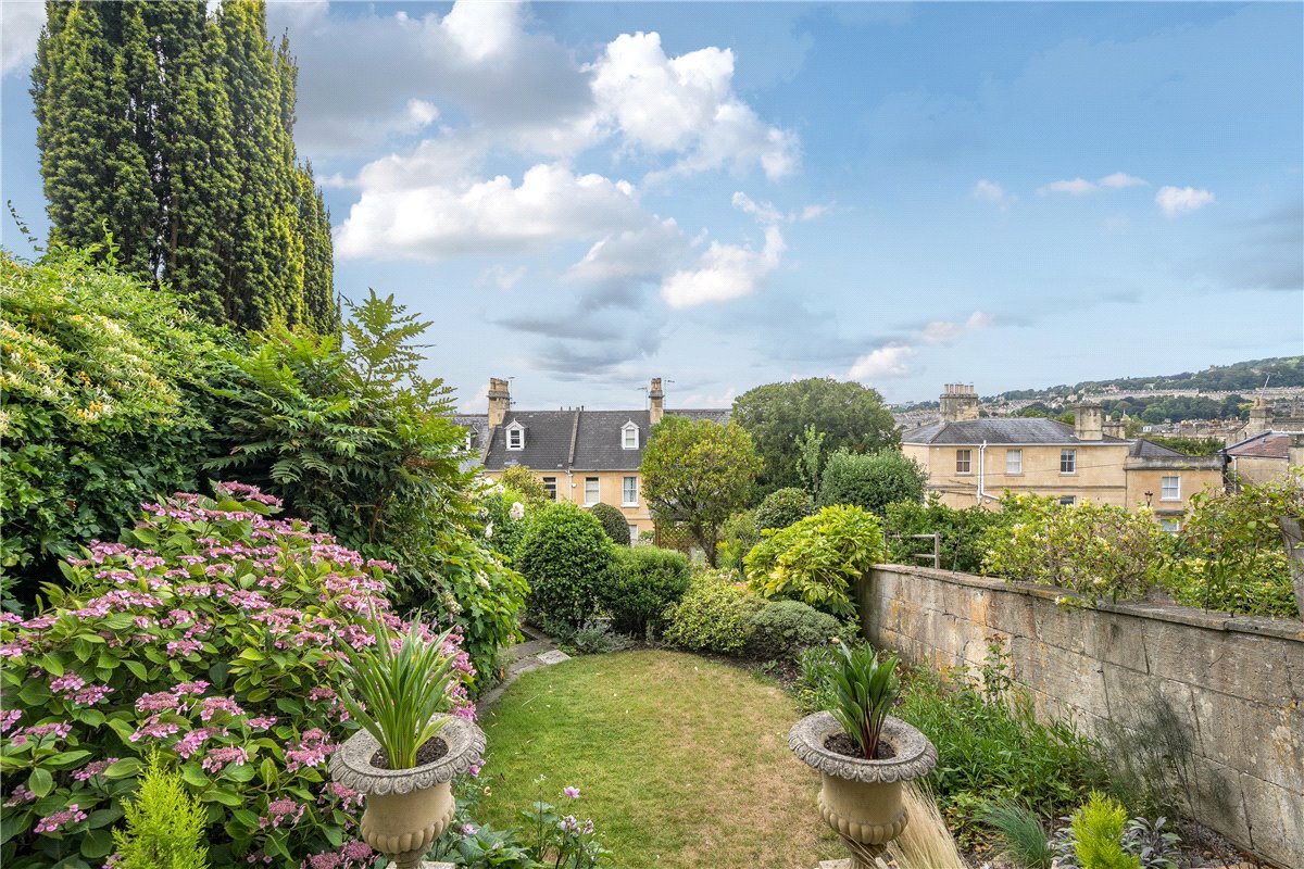 4 bedroom house, Darlington Place, Bath BA2 - Sold STC