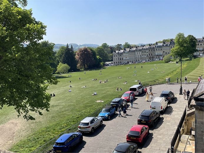1 bedroom flat, Brock Street, Bath BA1 - Available
