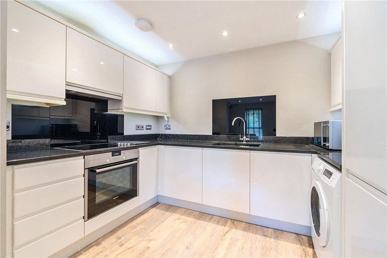 2 bedroom house, Rennie Close, Bath BA2 - Available