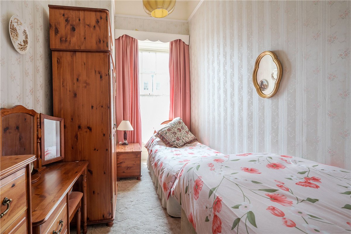 2 bedroom flat, Great Pulteney Street, Bath BA2 - Sold STC