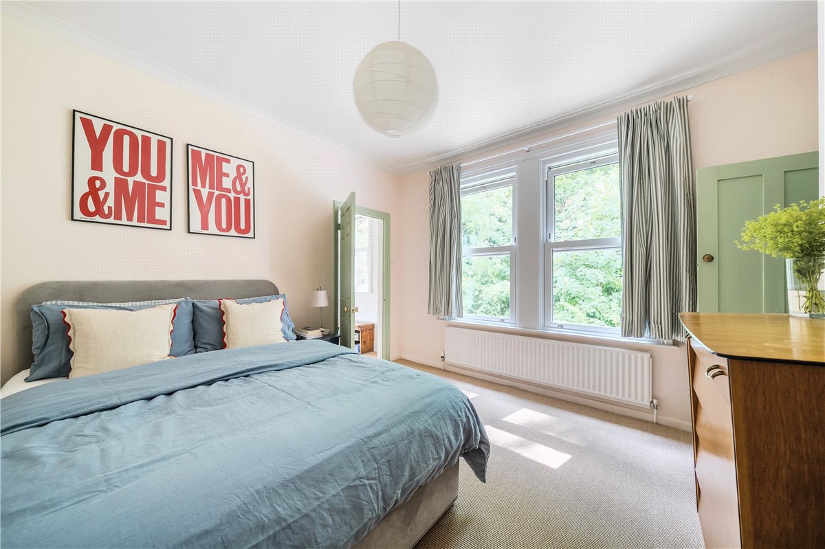 2 bedroom house, Magdalen Road, Bath BA2 - Available