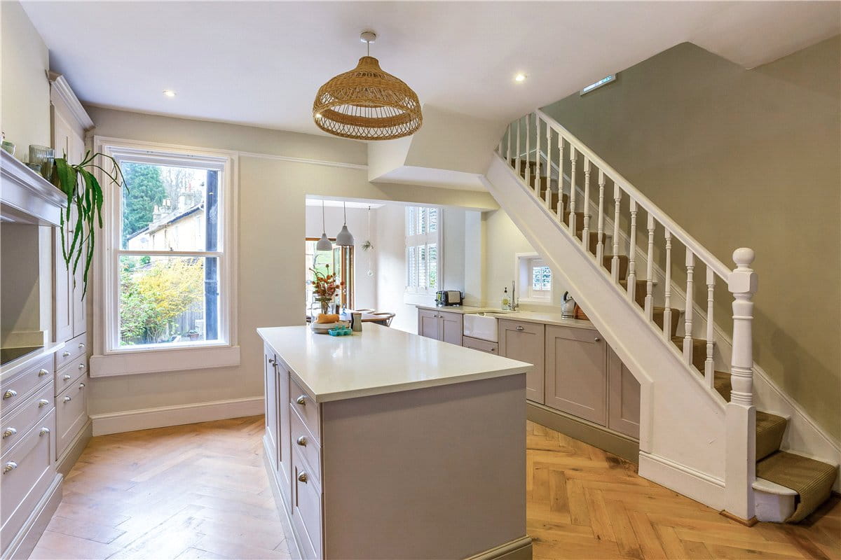4 bedroom house, Daisy Bank, Bath BA2 - Available