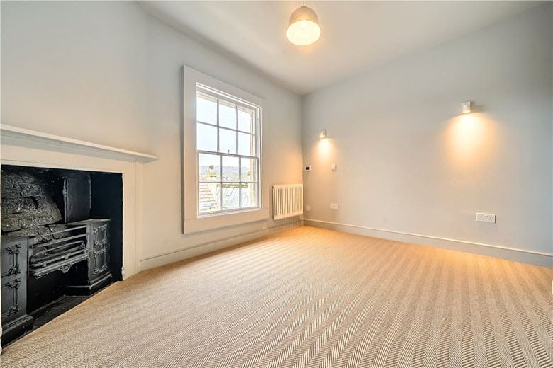 3 bedroom maisonette, Walcot Street, Bath BA1 - Available