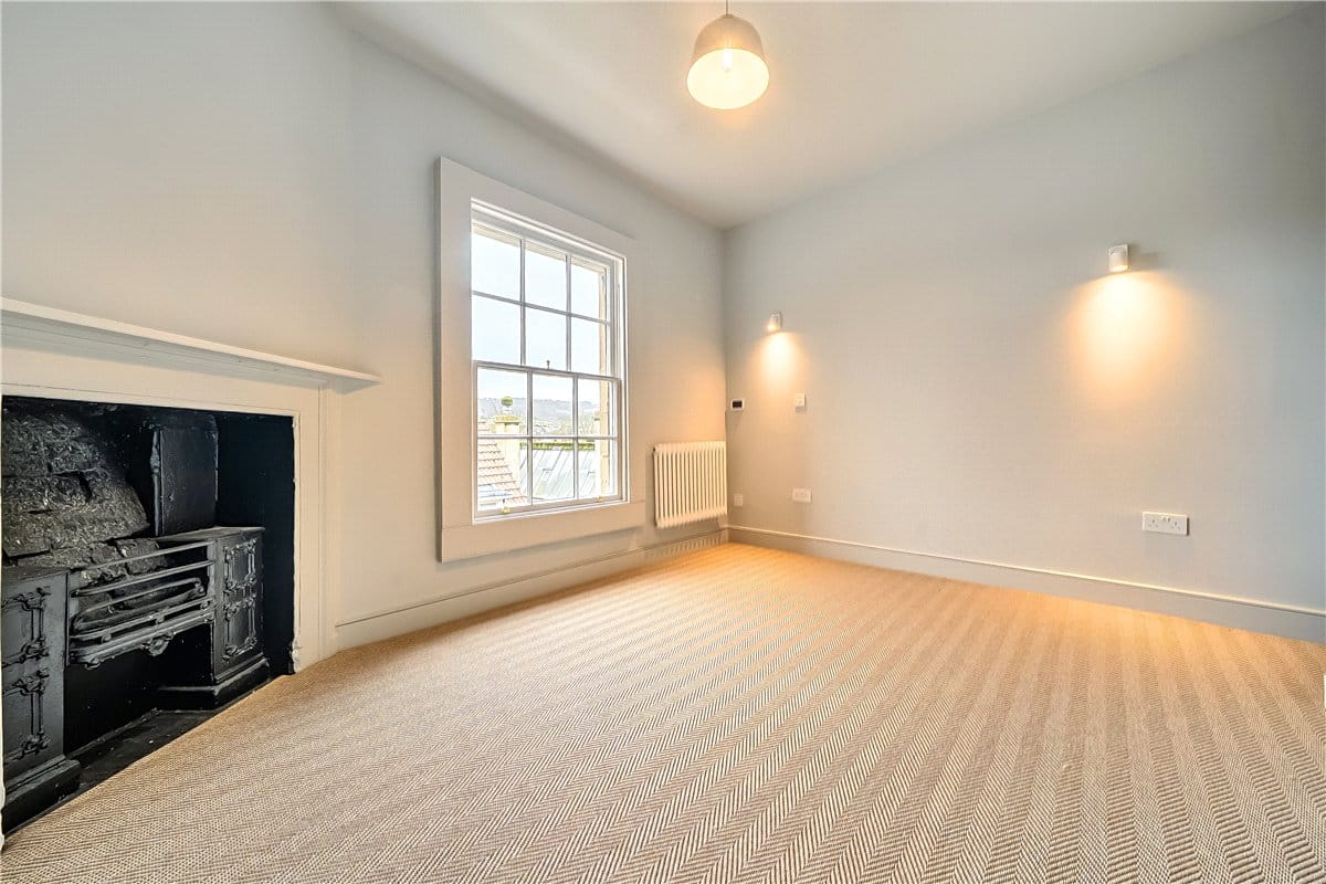 3 bedroom maisonette, Walcot Street, Bath BA1 - Available