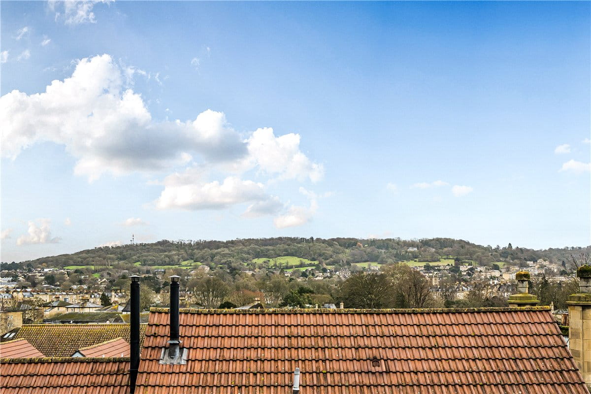 3 bedroom maisonette, Walcot Street, Bath BA1 - Available
