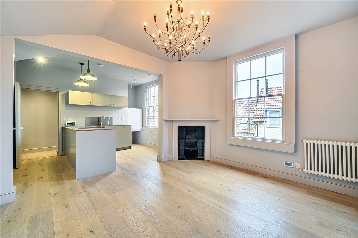 3 bedroom maisonette, Walcot Street, Bath BA1 - Available