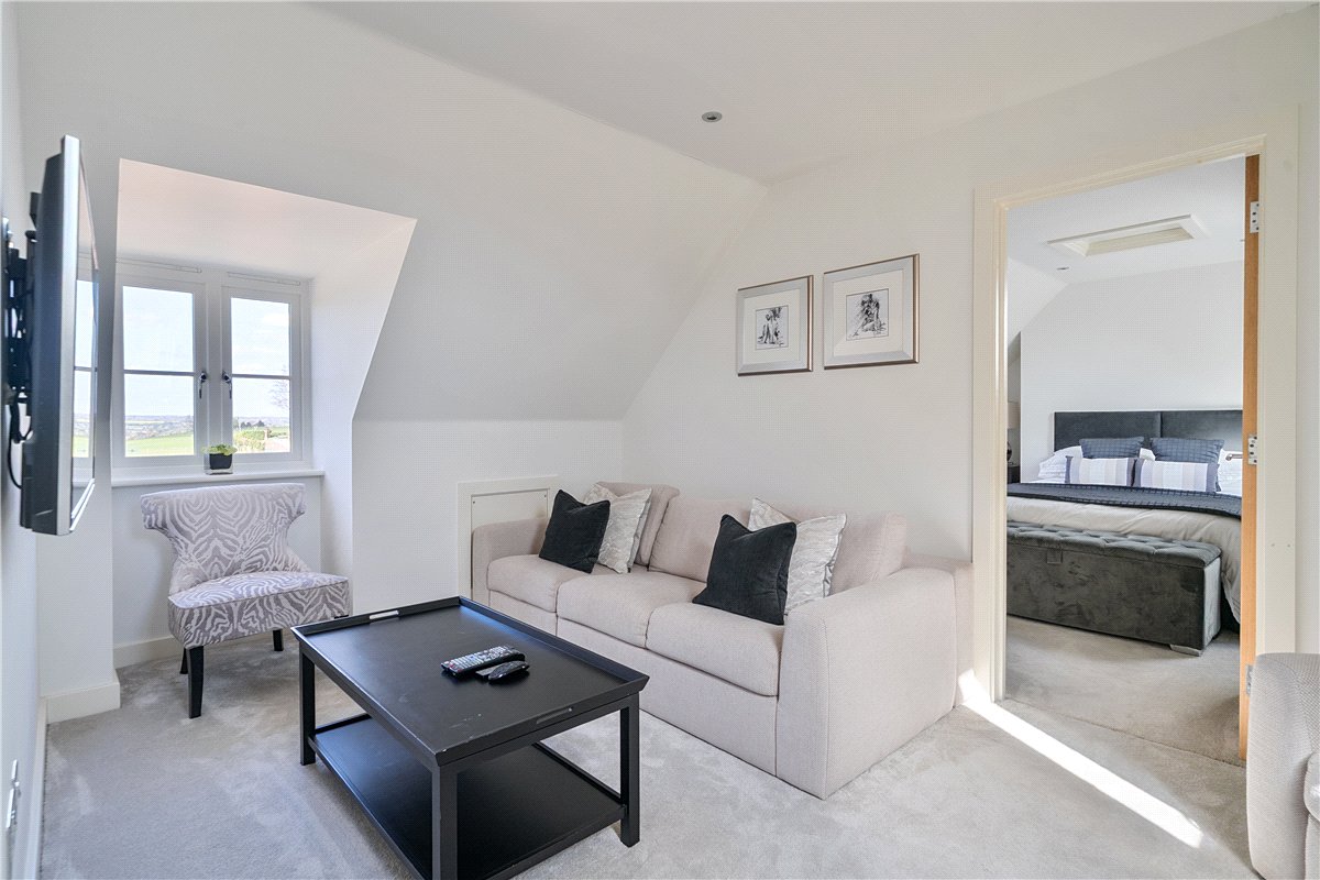 5 bedroom house, Mill Lane, Beckington BA11 - Available