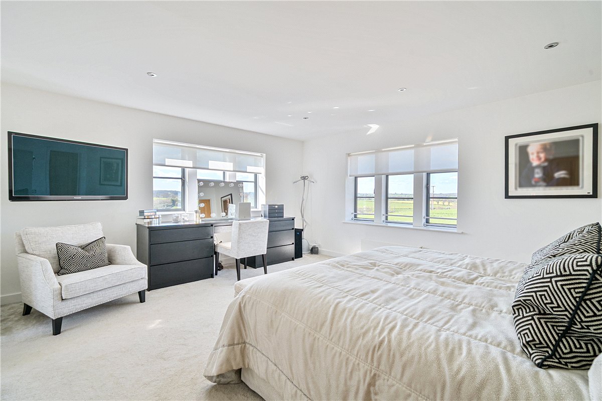 5 bedroom house, Mill Lane, Beckington BA11 - Available