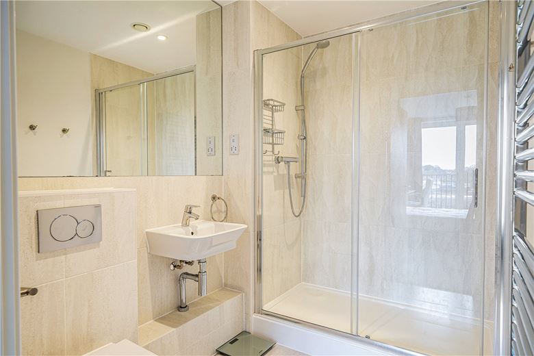 2 bedroom flat, Midland Road, Bath BA2 - Available