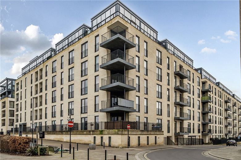 2 bedroom flat, Midland Road, Bath BA2 - Available