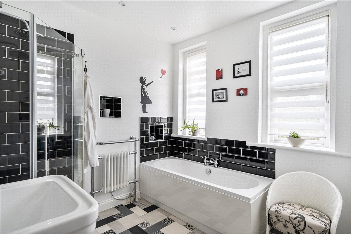 6 bedroom house, Combe Park, Bath BA1 - Available