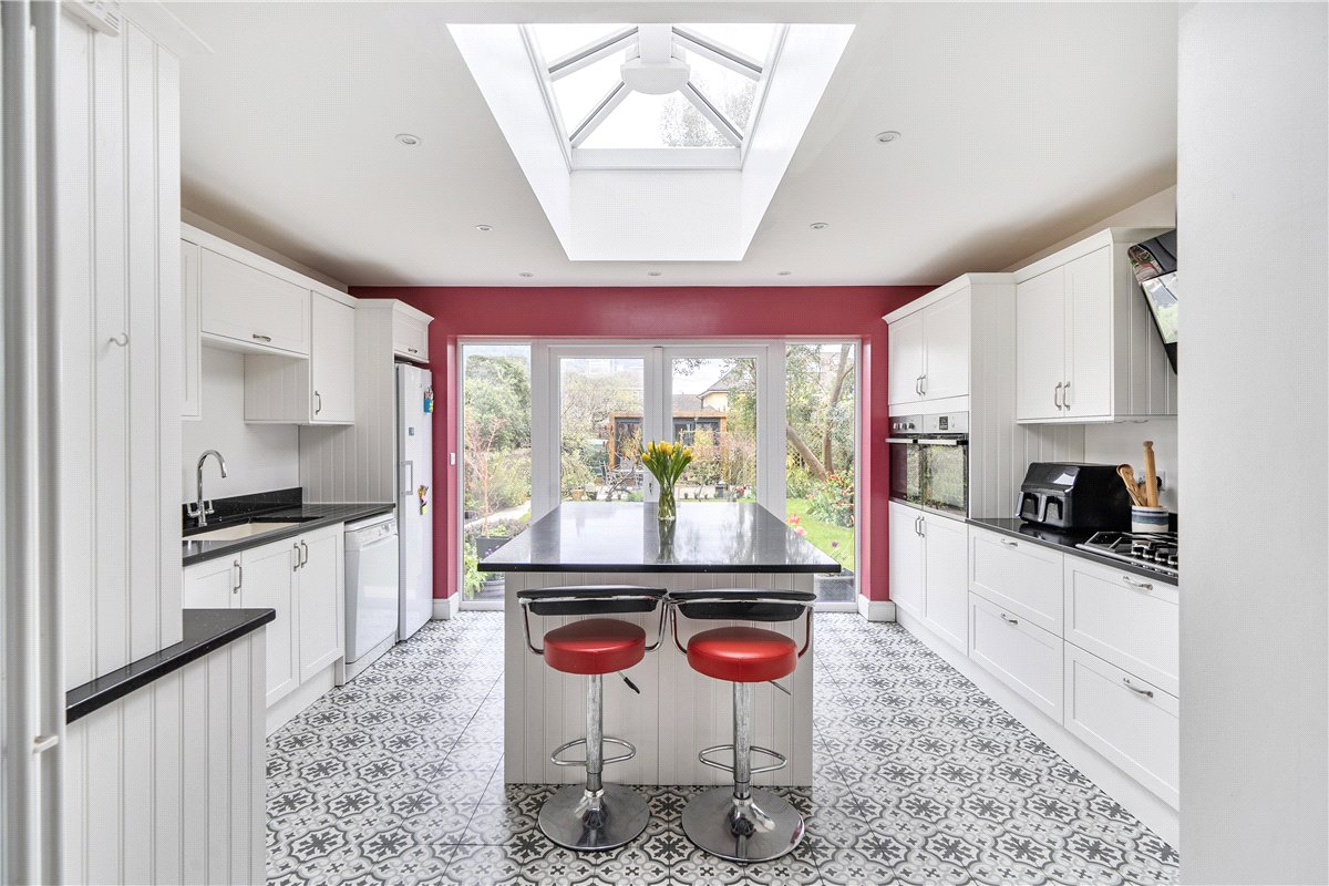 6 bedroom house, Combe Park, Bath BA1 - Available