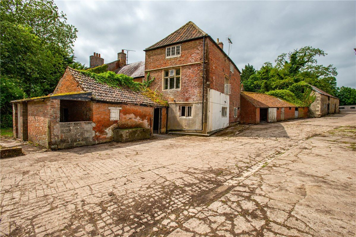 6.3 acres House, Fairwood Road, Penleigh BA13 - Sold