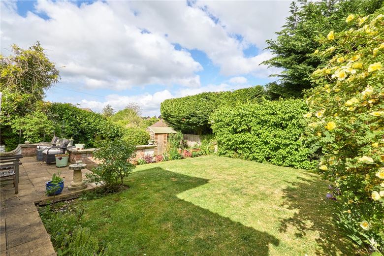 6 bedroom house, Warrington Street, Newmarket CB8 - Available