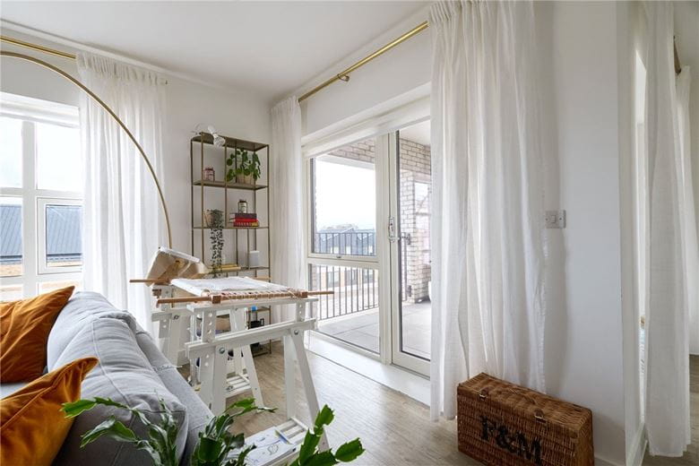 2 bedroom flat, Marleigh Avenue, Cambridge CB5 - Sold STC