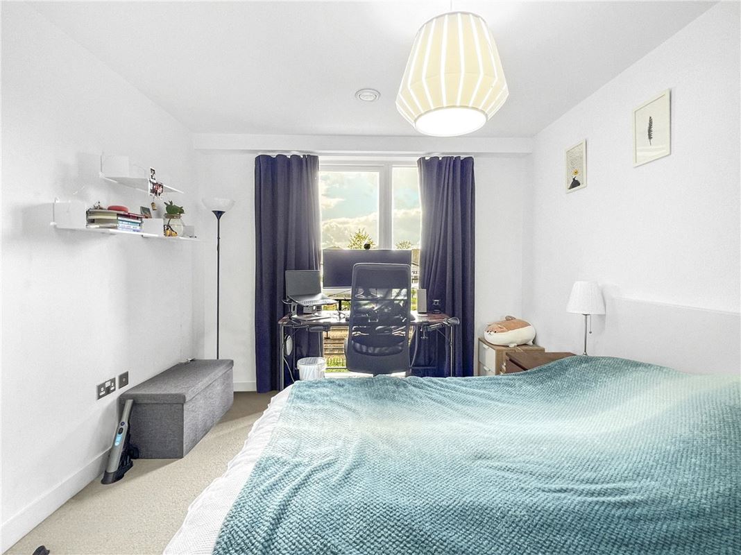 3 bedroom flat, Harrison Drive, Cambridge CB2 - Available