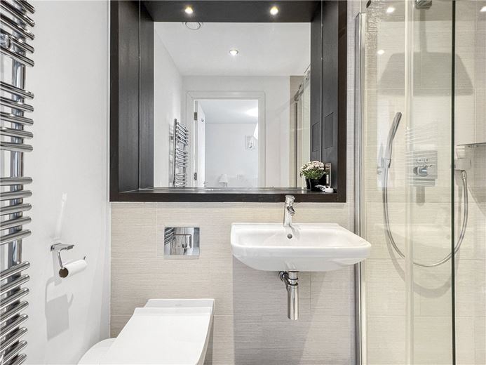 3 bedroom flat, Harrison Drive, Cambridge CB2 - Available