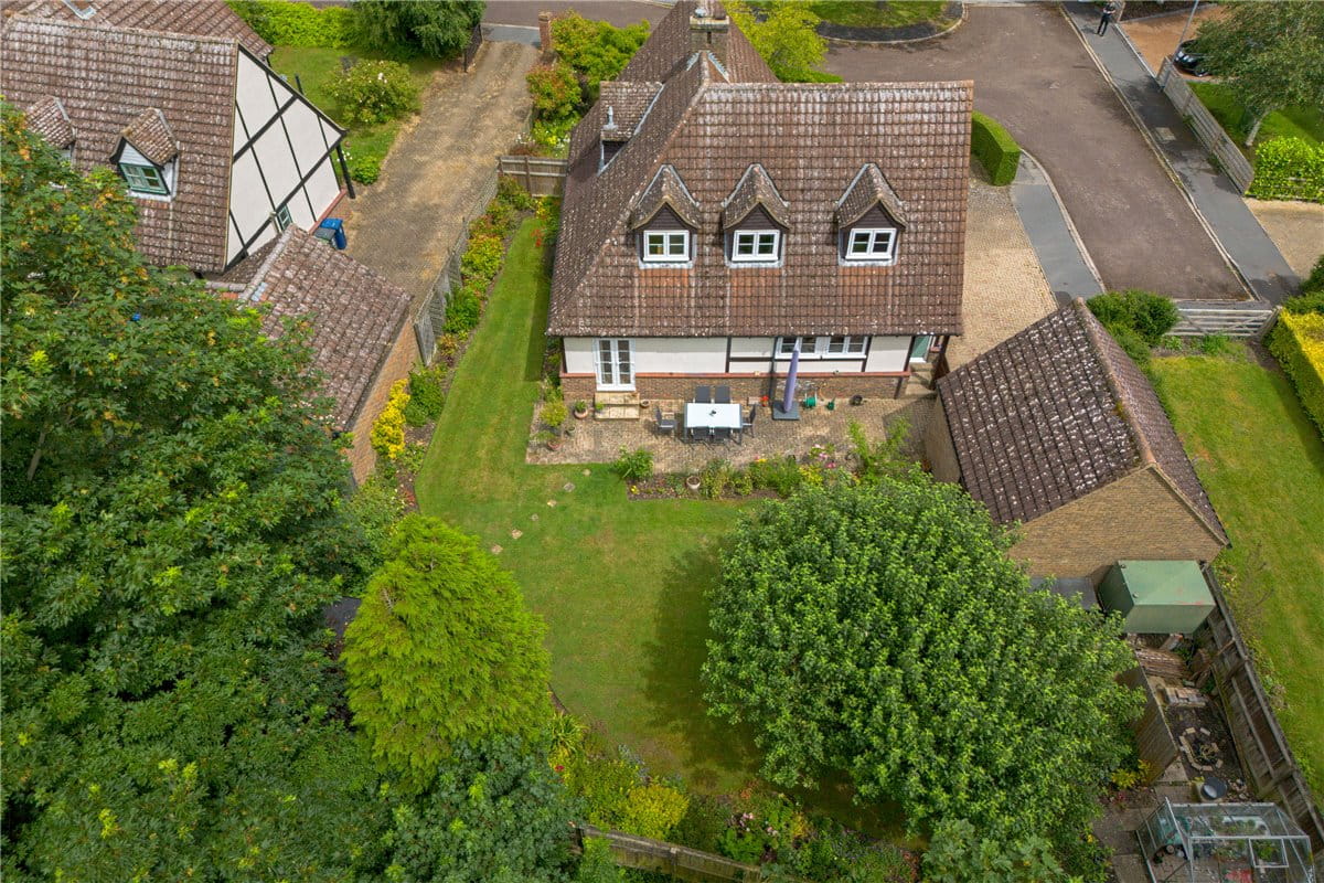 4 bedroom house, Greenford Close, Orwell SG8 - Available