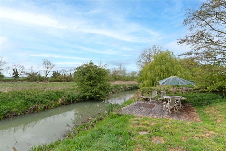 6 bedroom house, Rhee Meadows, Barrington CB22 - Sold STC