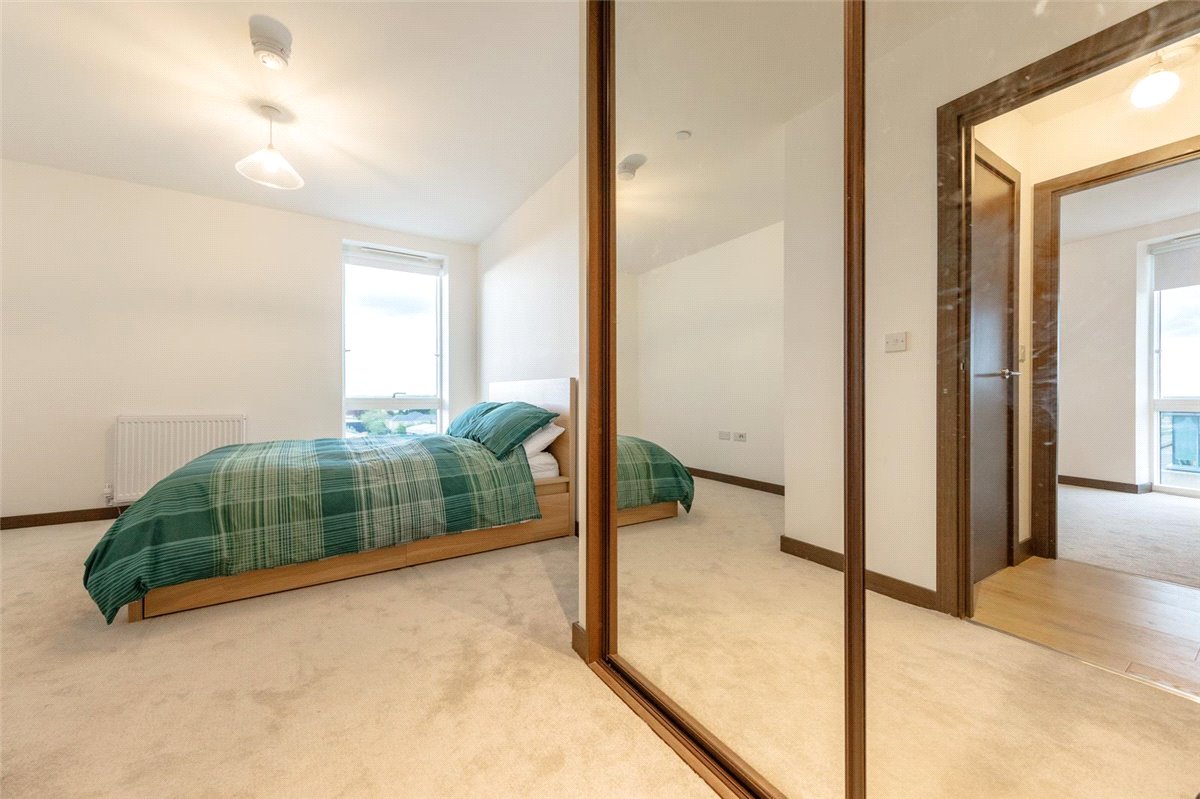 2 bedroom flat, 4 Station Square, Cambridge CB1 - Sold