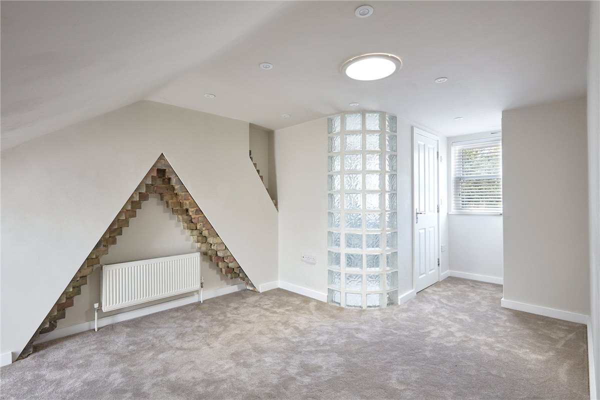 3 bedroom house, Clare Street, Cambridge CB4 - Sold