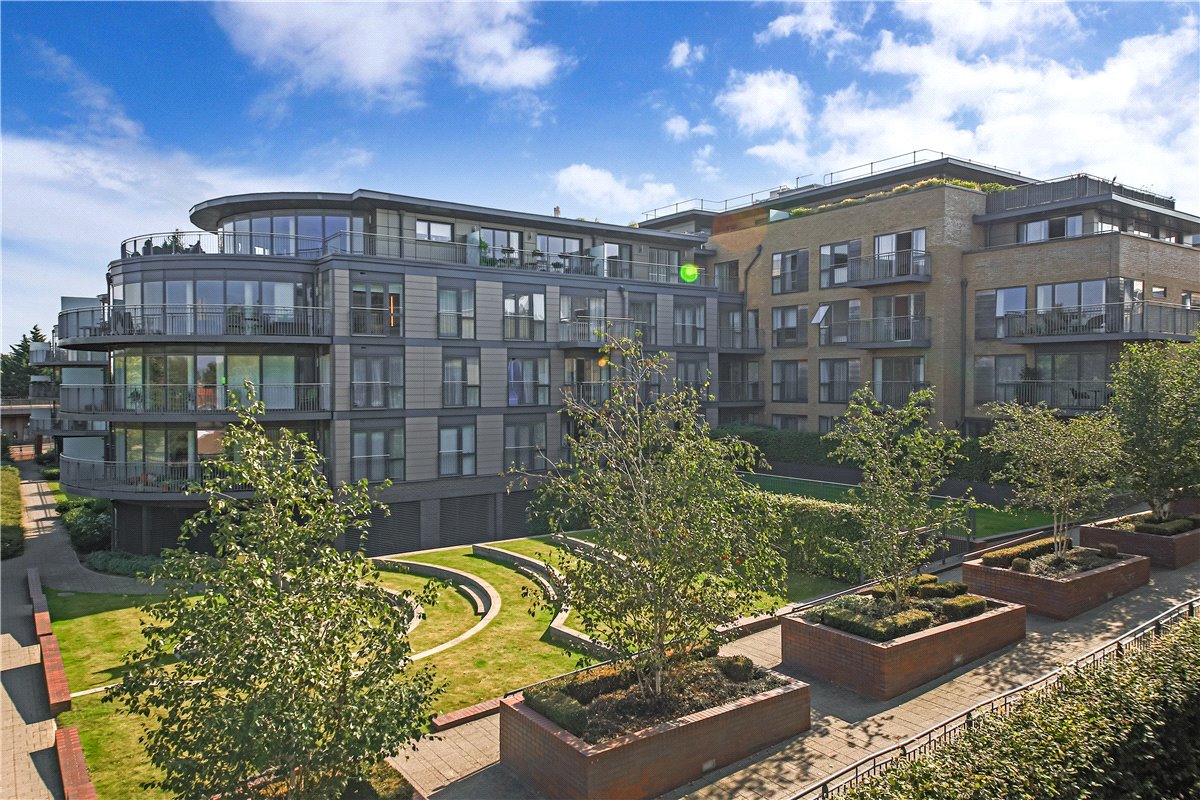 2 bedroom flat, Kingsley Walk, Cambridge CB5 - Sold