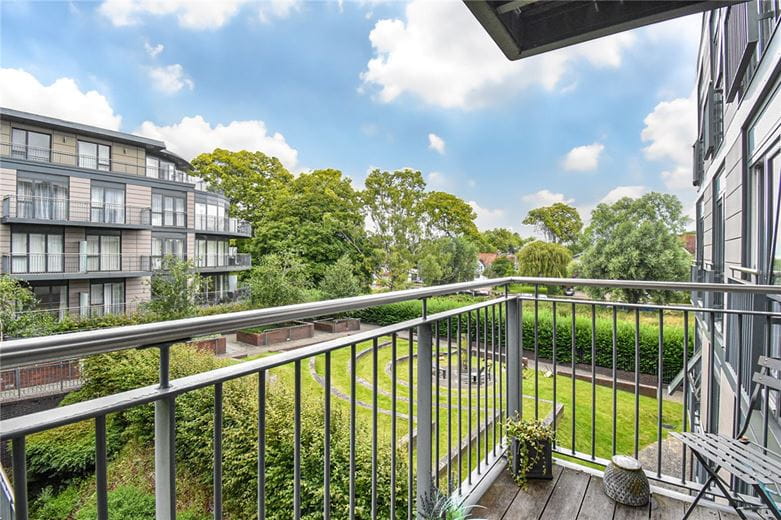 2 bedroom flat, Kingsley Walk, Cambridge CB5 - Sold