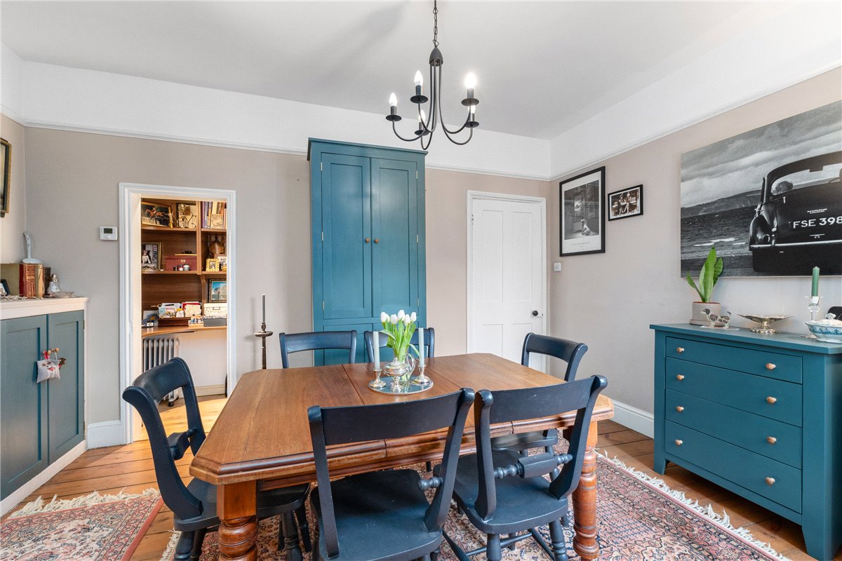 2 bedroom house, Selwyn Road, Cambridge CB3 - Sold