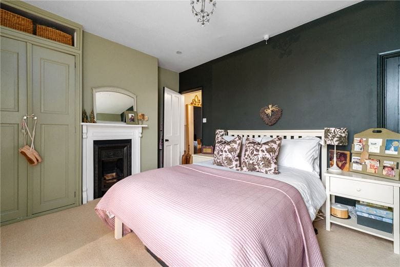 2 bedroom house, Selwyn Road, Cambridge CB3 - Sold