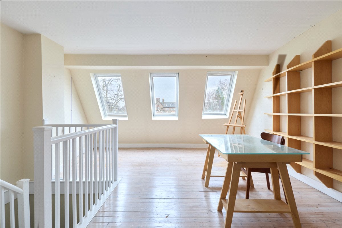 3 bedroom house, Saxon Street, Cambridge CB2 - Available