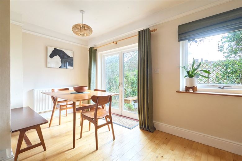 3 bedroom house, Saxon Street, Cambridge CB2 - Available